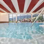 Sunny Hotel 4*