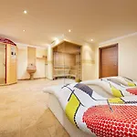 Hotel Sunny