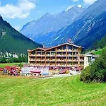 Sunny 4* Sölden